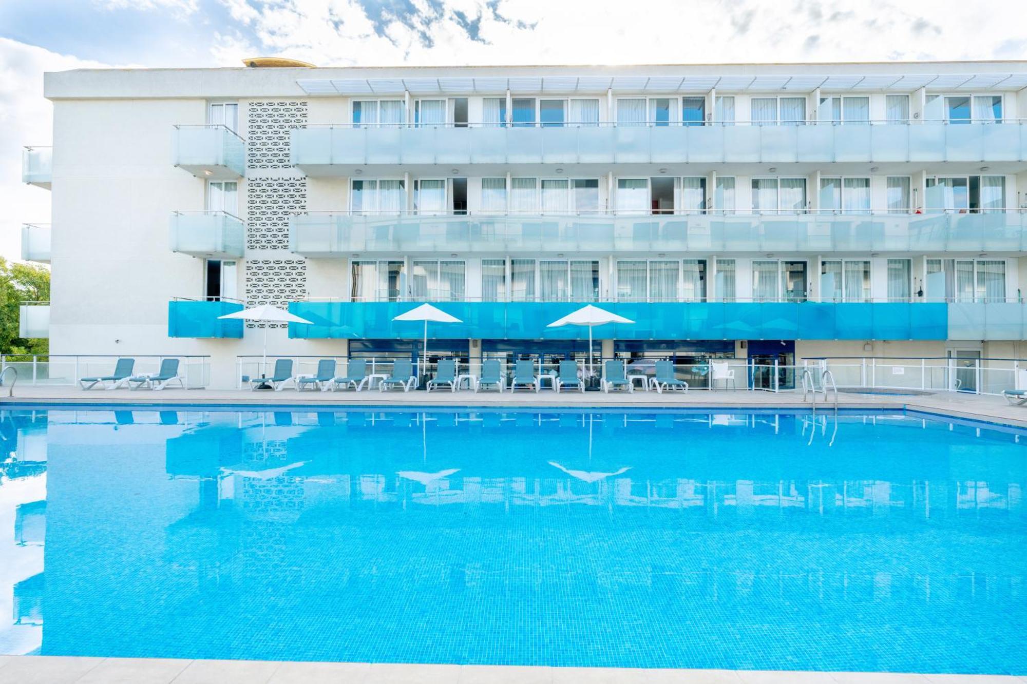 Aparthotel Ona Паламос Экстерьер фото